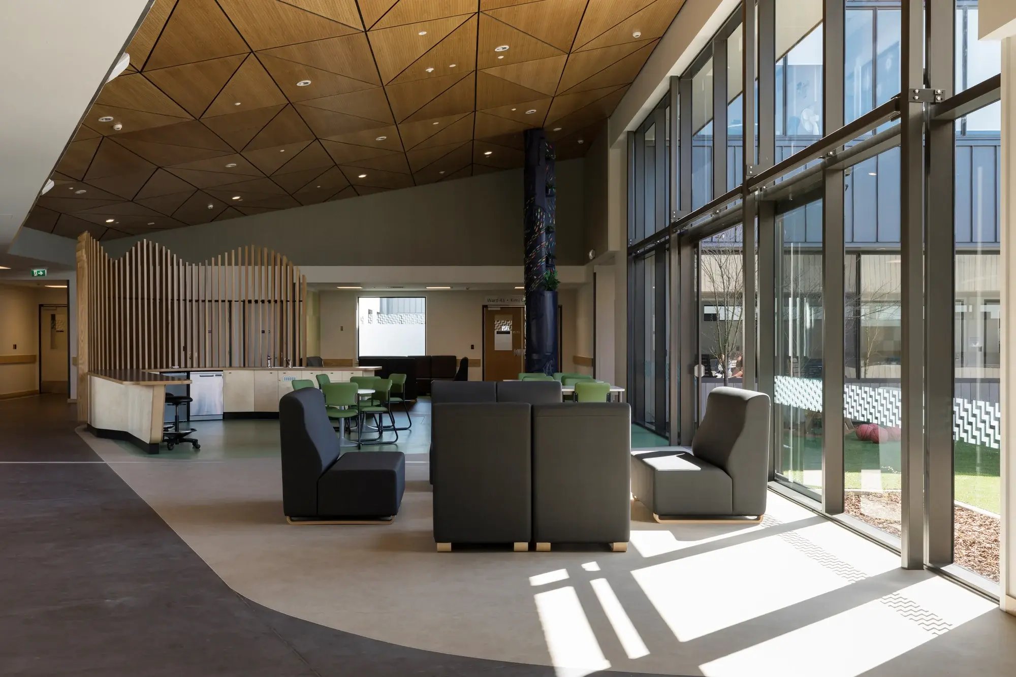 Luxury office fit out interior waiting area Luxury office fit out interior waiting area